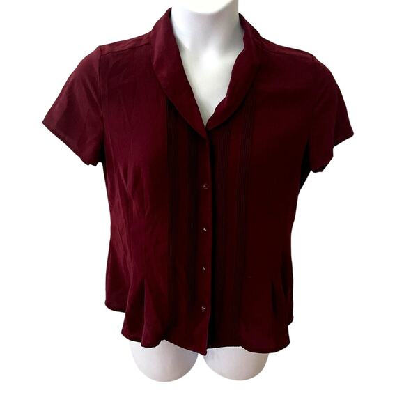 CROFT & BARROW, SIZE M, BURGANDY, PLEATED SHORT SLEEVE TOP - Picture 1 of 3
